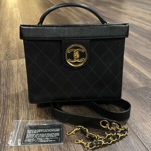 Vintage CHANEL Vanity Bag